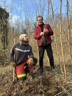 Zadovoljna stranka in ekipa Naj Raste